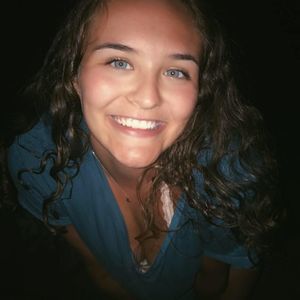 Meet your Posher, Abbey